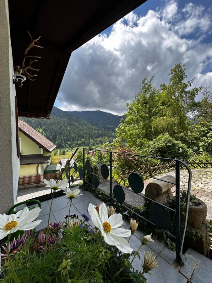 Апартаменты Haus Wagner Бад Кляйнкирххайм Экстерьер фото
